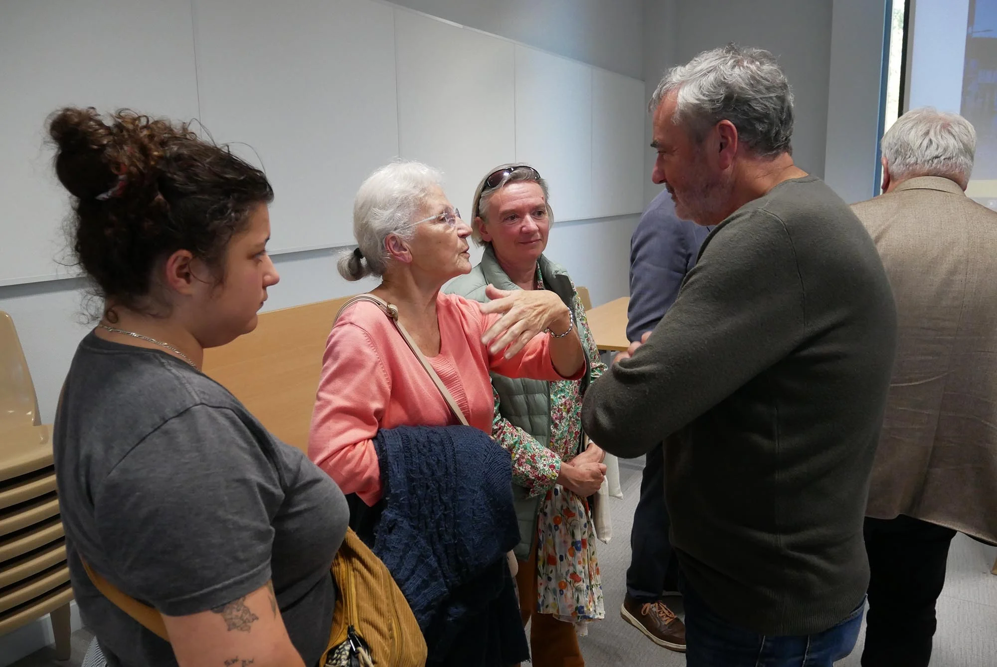 Discussion après débat